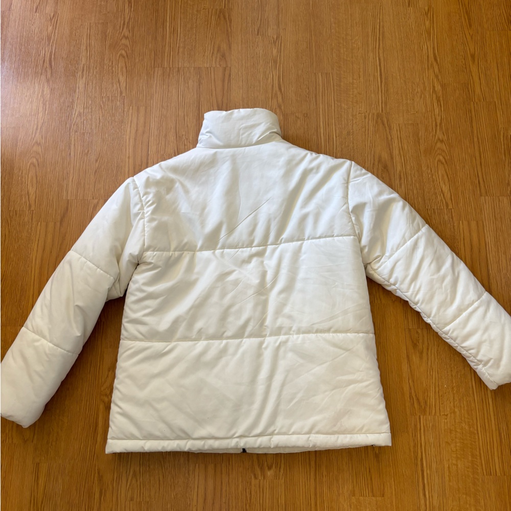 White Winter jacket-light puffer jacket-size small - Picture 3 of 4